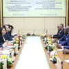 Côte d’Ivoire leader suggests specific activities in transport cooperation with Vietnam