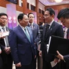 PMs of Vietnam, Japan meet on sidelines of 43rd ASEAN Summit
