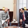 Foreign minister hosts Dutch Ambassador