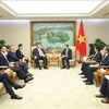 Deputy PM receives General Manager of Bank for International Settlements