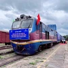 Train carrying exports to China from southern Binh Duong province debuts