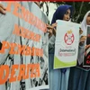 Indonesia calls on youth to avoid smoking
