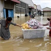 Prolonged rains, floods in Cambodia continue hitting many localities 