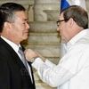 Vietnamese ambassador conferred Cuban friendship medal