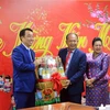 Cambodian delegation extends New Year greetings to Vinh Long