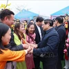 Prime Minister presents Tet gifts to needy in Thanh Hoa province
