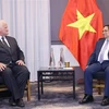 Vietnamese PM receives executives of Australian enterprises