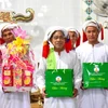 Binh Thuan's leaders extend greetings to Cham Bani people on Ramuwan Festival