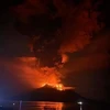 Indonesia: Ruang volcano's eruption forces 11,000 people to evacuate 