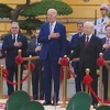 Party leader chairs welcome ceremony for US President ​