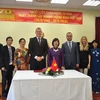 Embajada vietnamita y FTP Eslovaquia firman memorando de cooperación