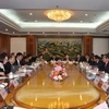 Vietnam y China intensifican cooperación en infraestructura terrestre