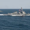 Destructor de EE.UU. patrulla en Mar Oriental