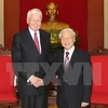 Dirigentes vietnamitas dan bienvenida a presidente islandés