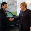 Presidente vietnamita conversa con canciller alemana Angela Merkel