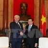 Presidente vietnamita recibe al gobernador de San Petersburgo