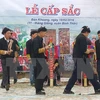 Sapa promueve ritual de la madurez de la comunidad Dao Rojo