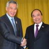 Premier vietnamita dialoga con líderes de ASEAN en Sochi