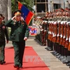 Vietnam y Laos acuerdan impulsar cooperación en defensa