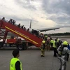 Avión singapurense obligado a aterrizar debido a incendio