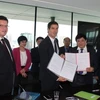 La Voz de Vietnam y Radio France firman acuerdo de cooperación