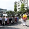 Líderes de Ciudad Ho Chi Minh rinden tributo al presidente Ho Chi Minh