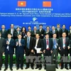 Premier de Vietnam dialoga con CEO de importantes empresas chinas