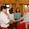 Secretario general del PCV dialoga con votantes de Hanoi