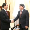 Presidente vietnamita elogia esfuerzos de embajador mongol en fomento de nexos bilat