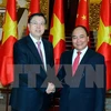 Premier de Vietnam enfatiza solución para impulsar comercio con China