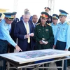 [Fotos] Secretario de Defensa de EE.UU. visita aeropuerto contaminado por dioxina en Vietnam