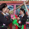Trajes tradicionales de grupos étnicos de Vietnam relucen en Festival 