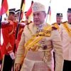 Muhammad V asume el trono como nuevo rey de Malasia