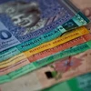 Malasia considera medidas para estabilizar la moneda nacional