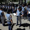 Filipinas despide a centenar de policías por uso de drogas