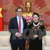 Presidenta del Parlamento de Vietnam destaca relaciones con Suecia y Hungría 