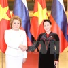 La presidenta de la Asamblea Nacional de Vietnam, Nguyen Thi Kim Ngan, y la titular del Consejo de la Federación de Rusia, Valentina Ivanovna Matviyenko