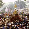 Tailandia celebra el Songkran, fiesta budista más importante de su cultura