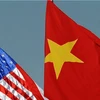 Delegación de Universidad Nacional de Defensa de EE.UU. visita Vietnam 