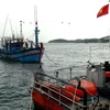 Vietnam: Trasladan a tierra a marinero enfermo cuando laboraba en el mar