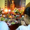 Habitantes de Ciudad Ho Chi Minh participan en ceremonia de gratitud Vu Lan