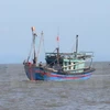 Rescatan a pescadores vietnamitas accidentados en el mar