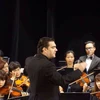 Compositor español David Gómez Ramírez dirige concierto “Noche de Beethoven” en Vietnam