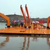 Inauguran puente flotante en la frontera Vietnam-China