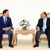 Premier vietnamita recibe a presidente de grupo sudcoreano SK 