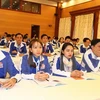 Jóvenes vietnamitas debaten sobre medulares temas de actualidad