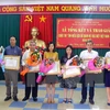 Clausuran concurso de escritura sobre historia de relación especial Vietnam-Laos