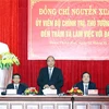 Premier vietnamita pide a Universidad de Hue aumentar autodeterminación