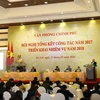 Premier de Vietnam insta a mejorar labores consultivas de Oficina gubernamental