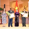 Presidenta parlamentaria de Vietnam recibe a dirigentes de UIP